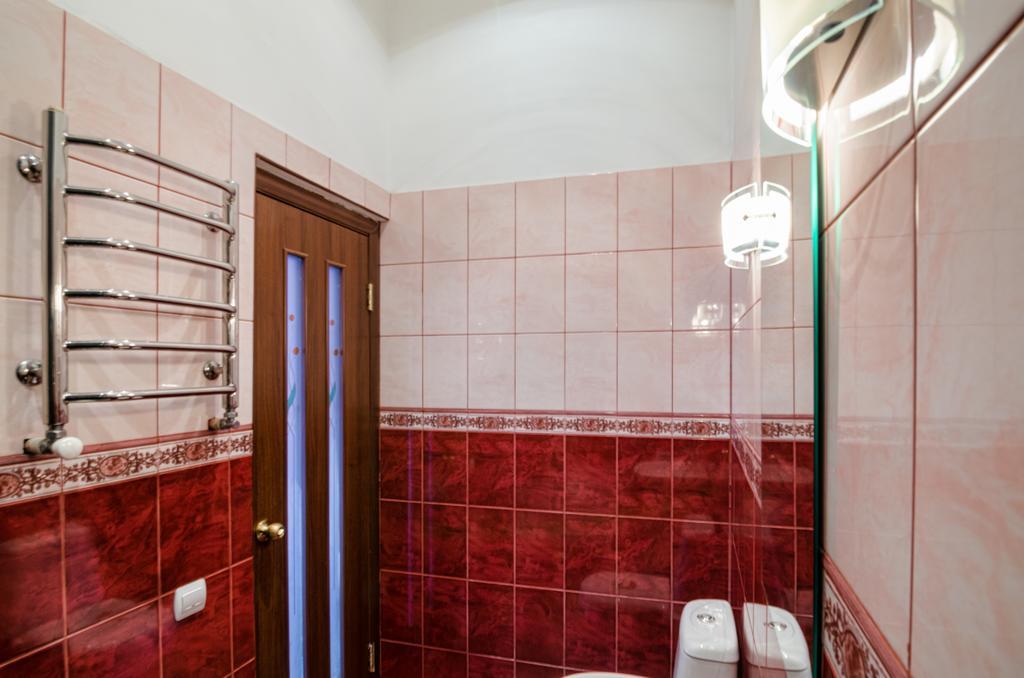 LEOGRAND Apartment on Kniazia Romana Leopoli Esterno foto